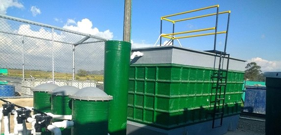 PTAR con tanque pulmón y tres filtros en Madrid